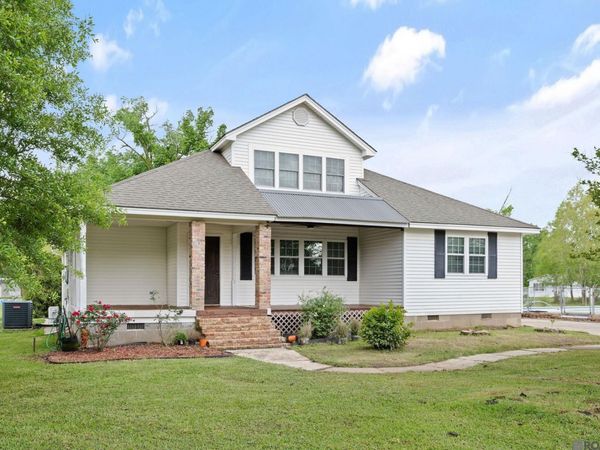 35453 Mcdaniel Rd, Geismar, LA 70734