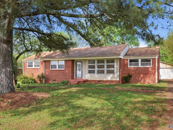 4209 Memorial Parkway North N, Huntsville, AL 35810