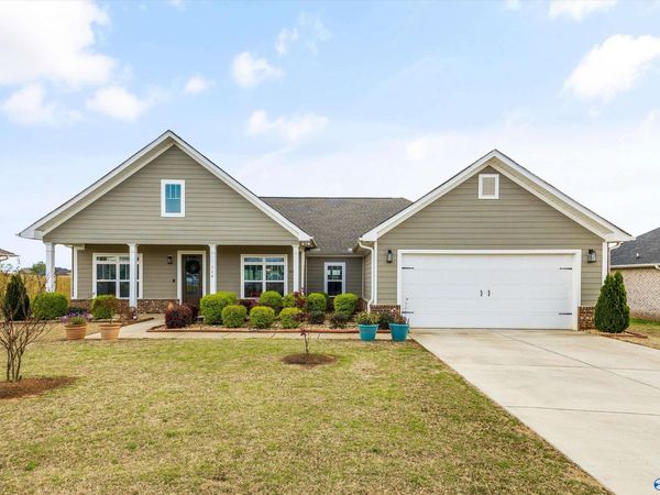 116 Parvin Way Drive, Hazel Green, AL 35750