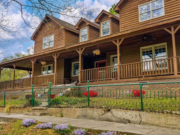 304 Forest Avenue SW, Fort Payne, AL 35967