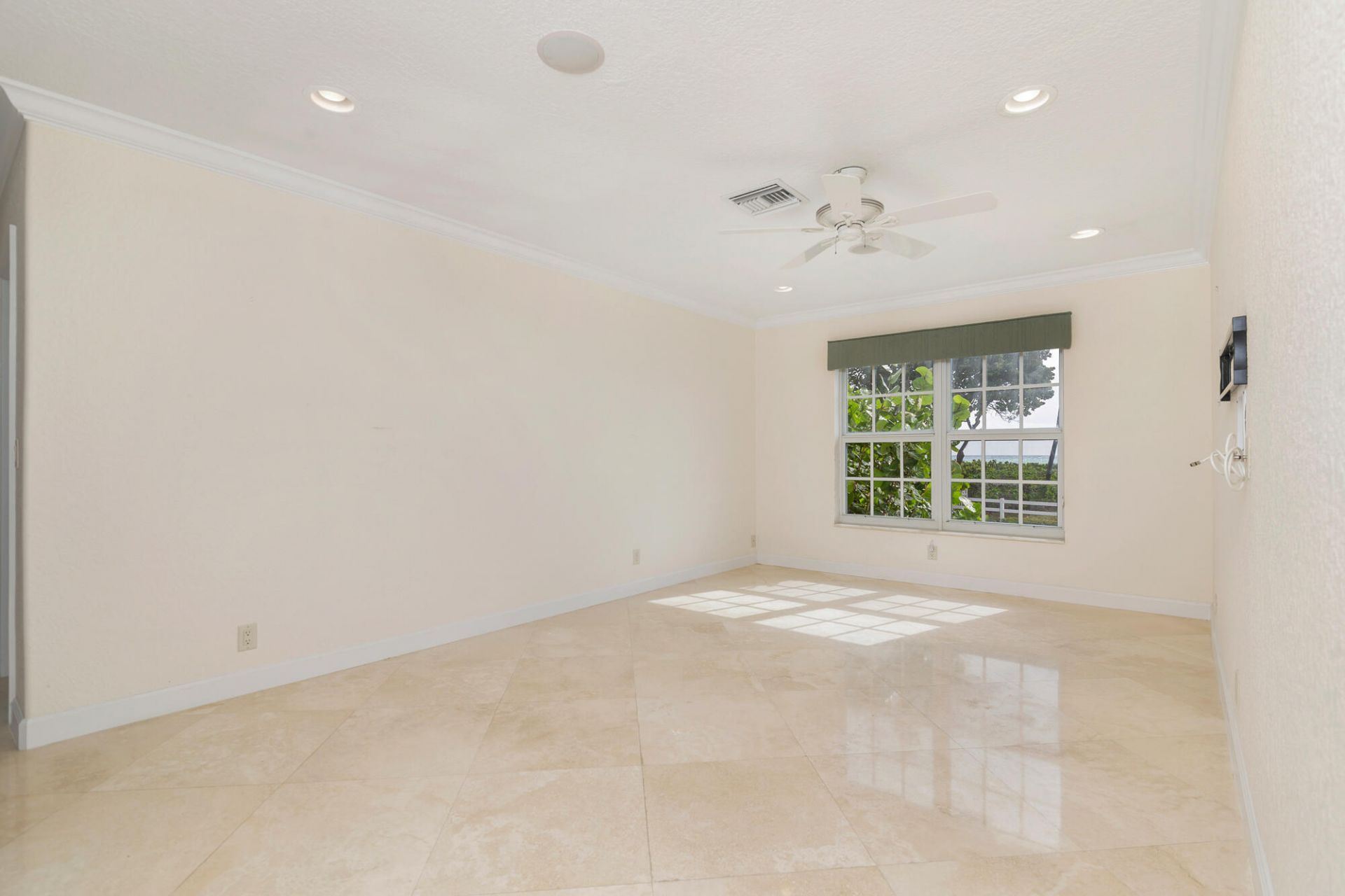 5505 N Ocean Boulevard, Unit 15-204, Ocean Ridge, FL 33435 Photo