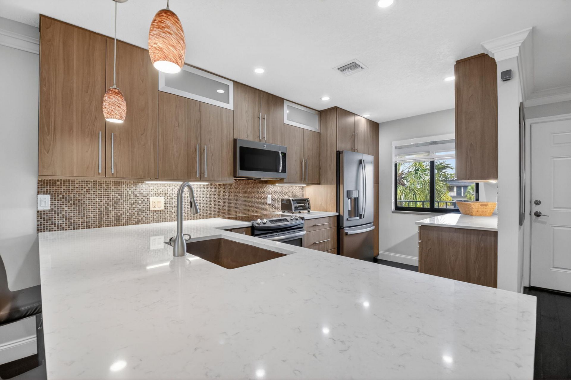 4290 Deste Court, Unit 303, Lake Worth, FL 33467 Photo
