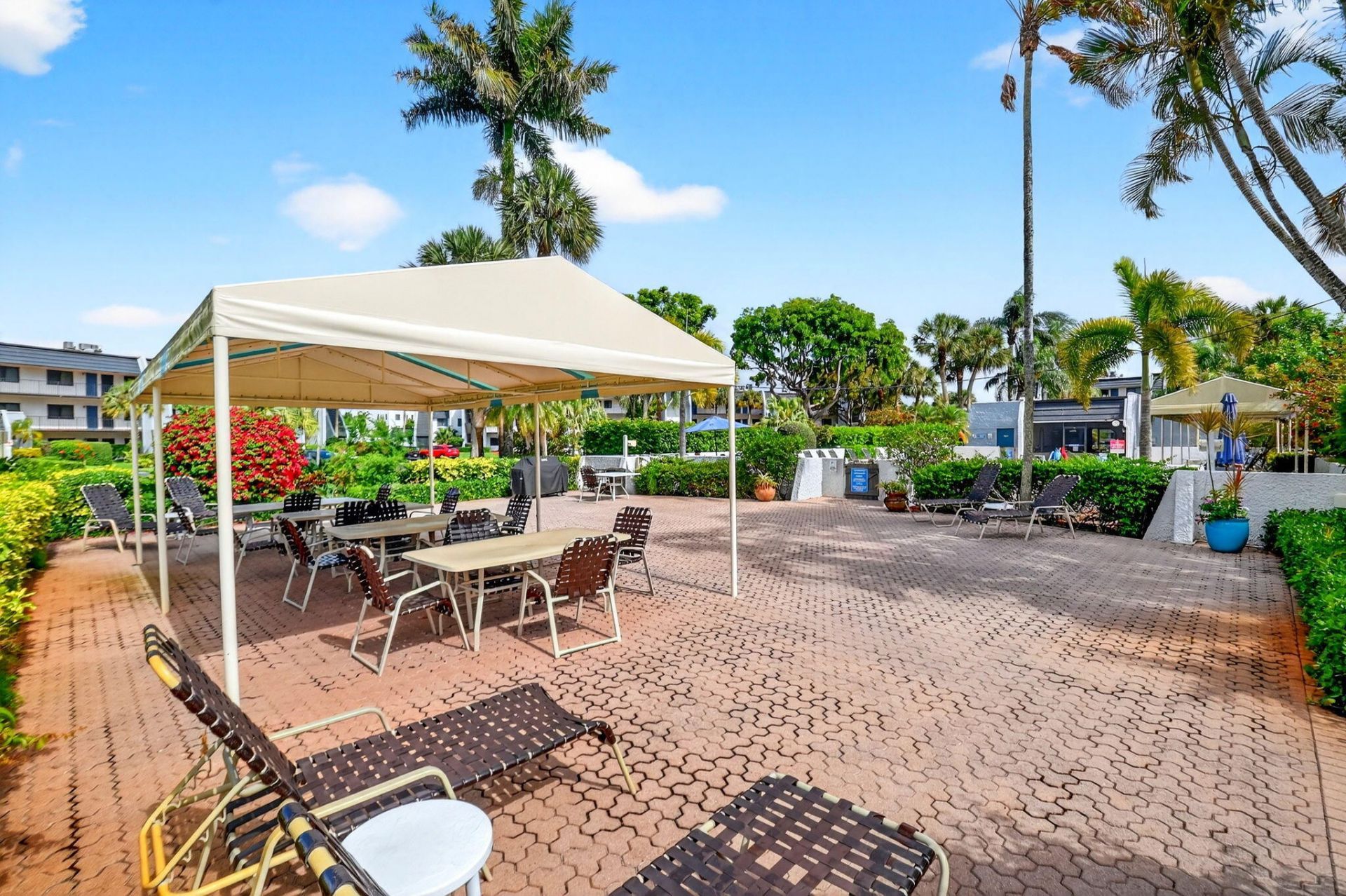 4290 Deste Court, Unit 303, Lake Worth, FL 33467 Photo