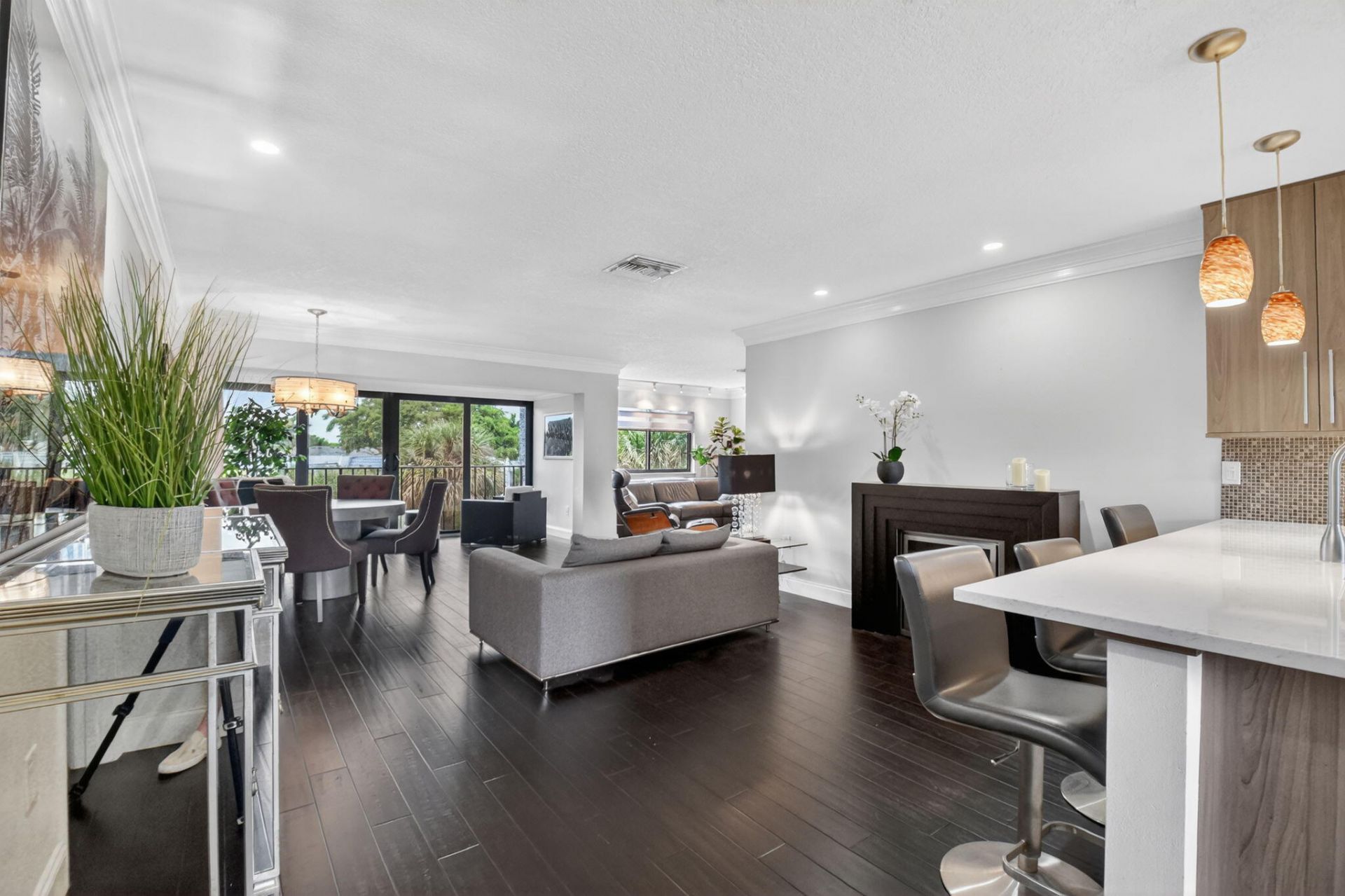 4290 Deste Court, Unit 303, Lake Worth, FL 33467 Photo