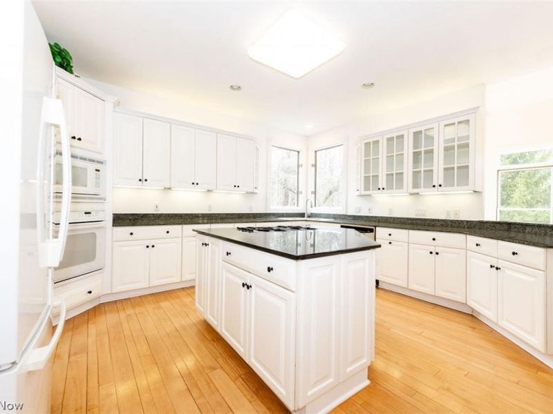 13905 Aquilla Road , Burton, OH 44021 Photo 6