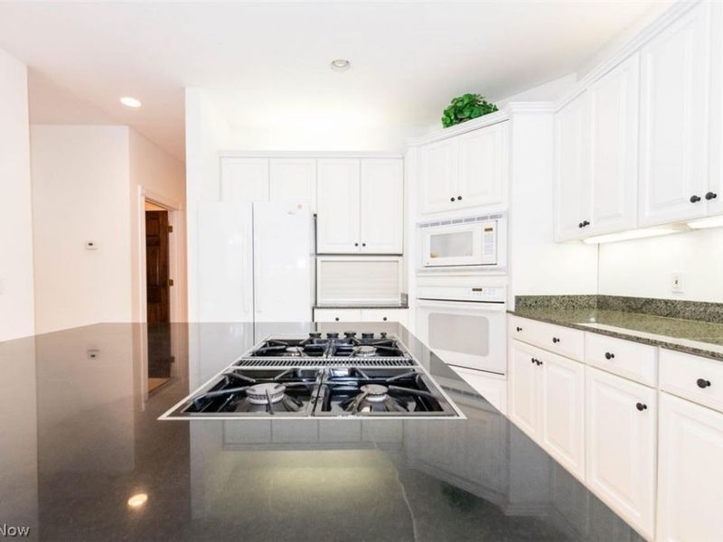 13905 Aquilla Road , Burton, OH 44021 Photo 9