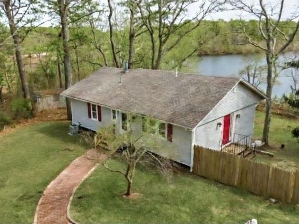 2 A Street, Wareham, MA 02538