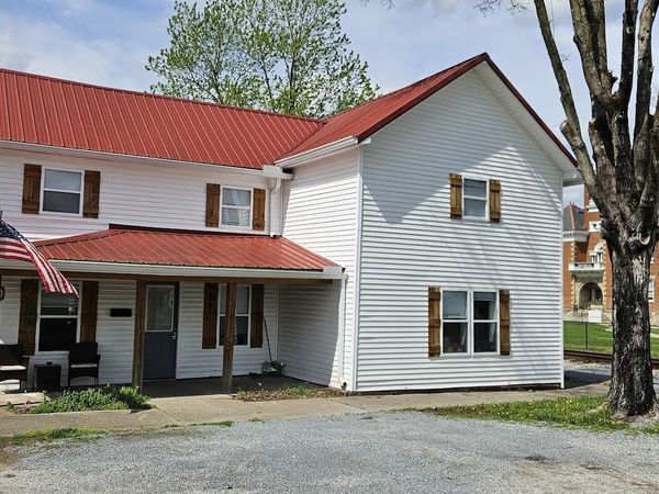 302 Frankfort Street, Augusta, KY 41002