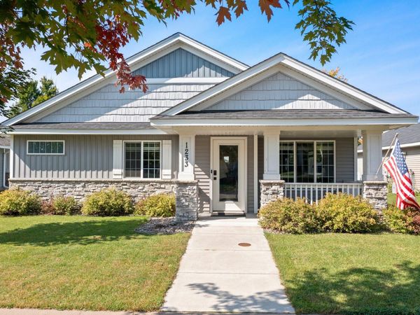 1233 Fern Street S, Cambridge, MN 55008