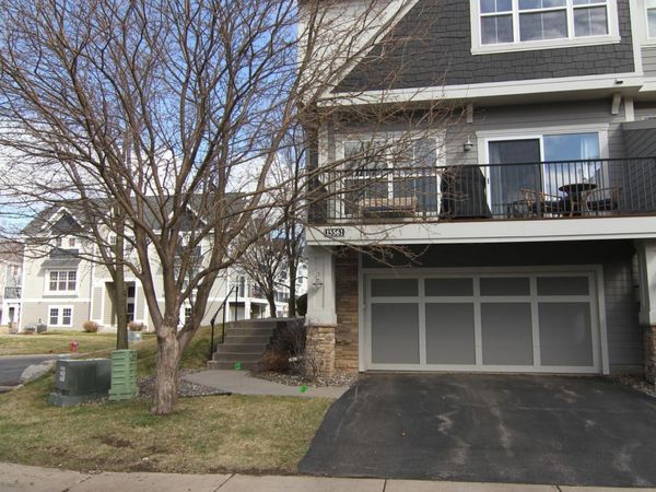 15561 Dunraven Drive, Apple Valley, MN 55124