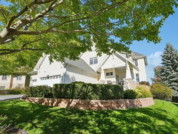 9112 Woodhill Drive, Savage, MN 55378