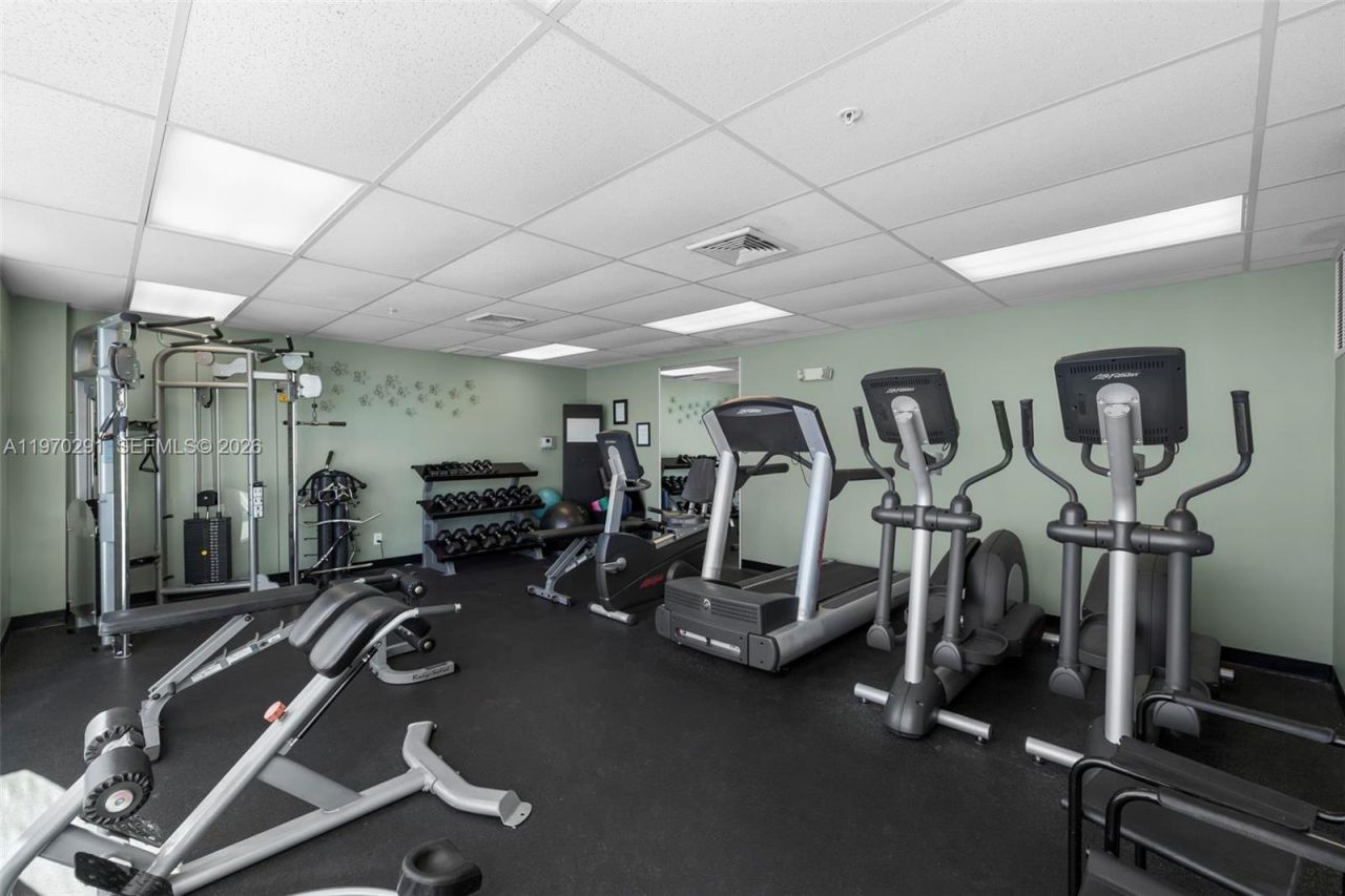 1401 SW 22nd St, Unit 1503, Miami, FL 33145 Photo