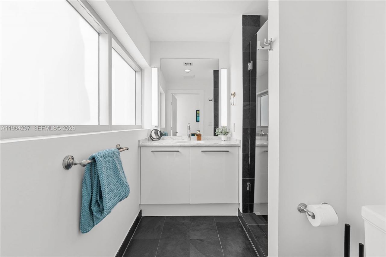 900 Biscayne Blvd, Unit 5602, Miami, FL 33132 Photo