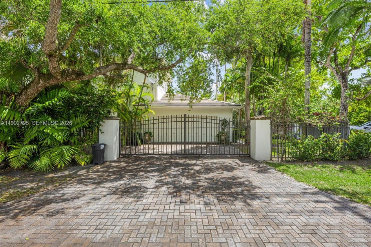 755 Tiziano Ave, Coral Gables, FL 33143 Photo