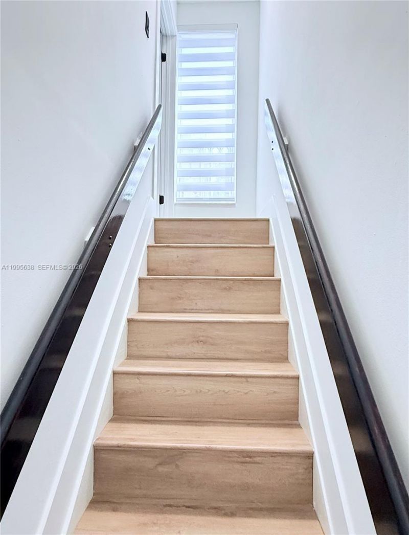 8660 NW 5th Ter, Unit 15-108, Miami, FL 33126 Photo