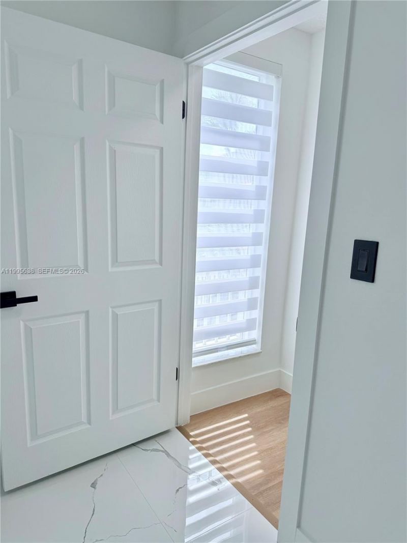 8660 NW 5th Ter, Unit 15-108, Miami, FL 33126 Photo