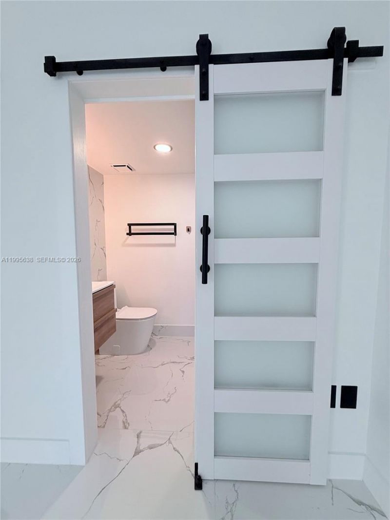 8660 NW 5th Ter, Unit 15-108, Miami, FL 33126 Photo