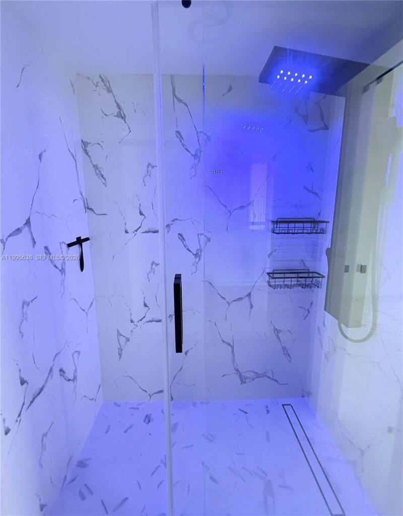 8660 NW 5th Ter, Unit 15-108, Miami, FL 33126 Photo