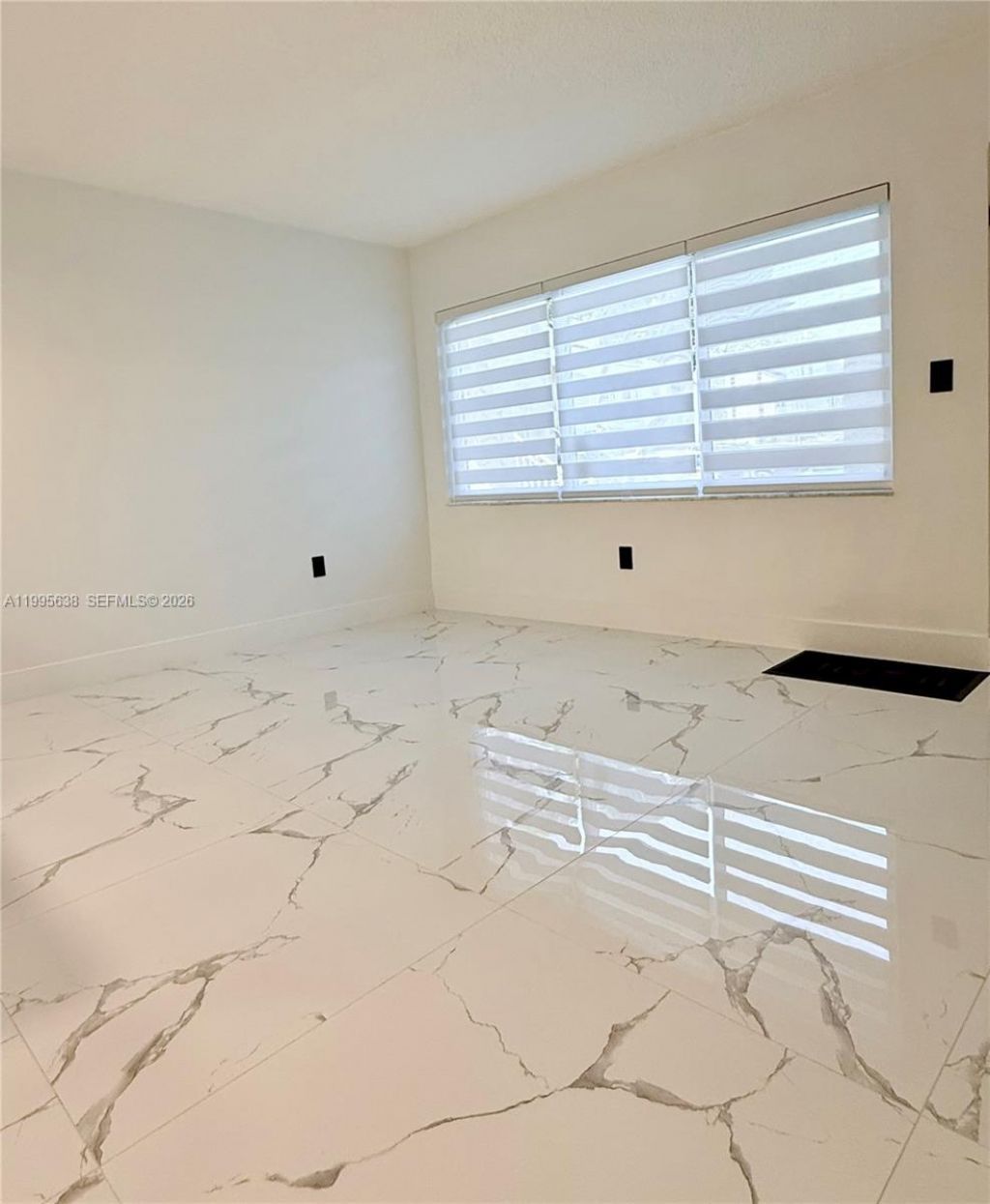 8660 NW 5th Ter, Unit 15-108, Miami, FL 33126 Photo