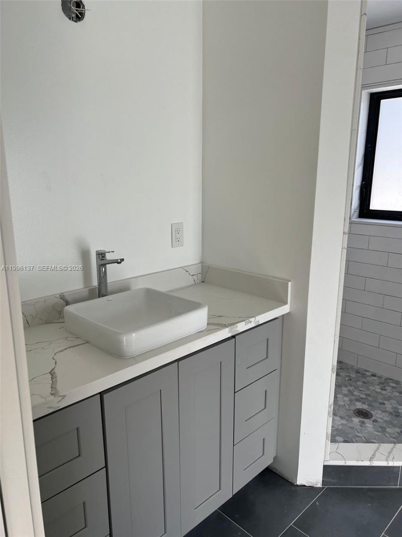 234 Avalon Ave , Lauderdale by the Sea, FL 33308 Photo