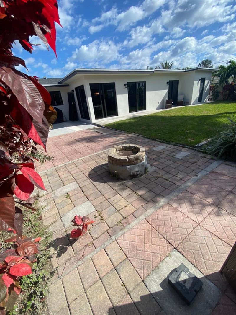 234 Avalon Ave , Lauderdale by the Sea, FL 33308 Photo