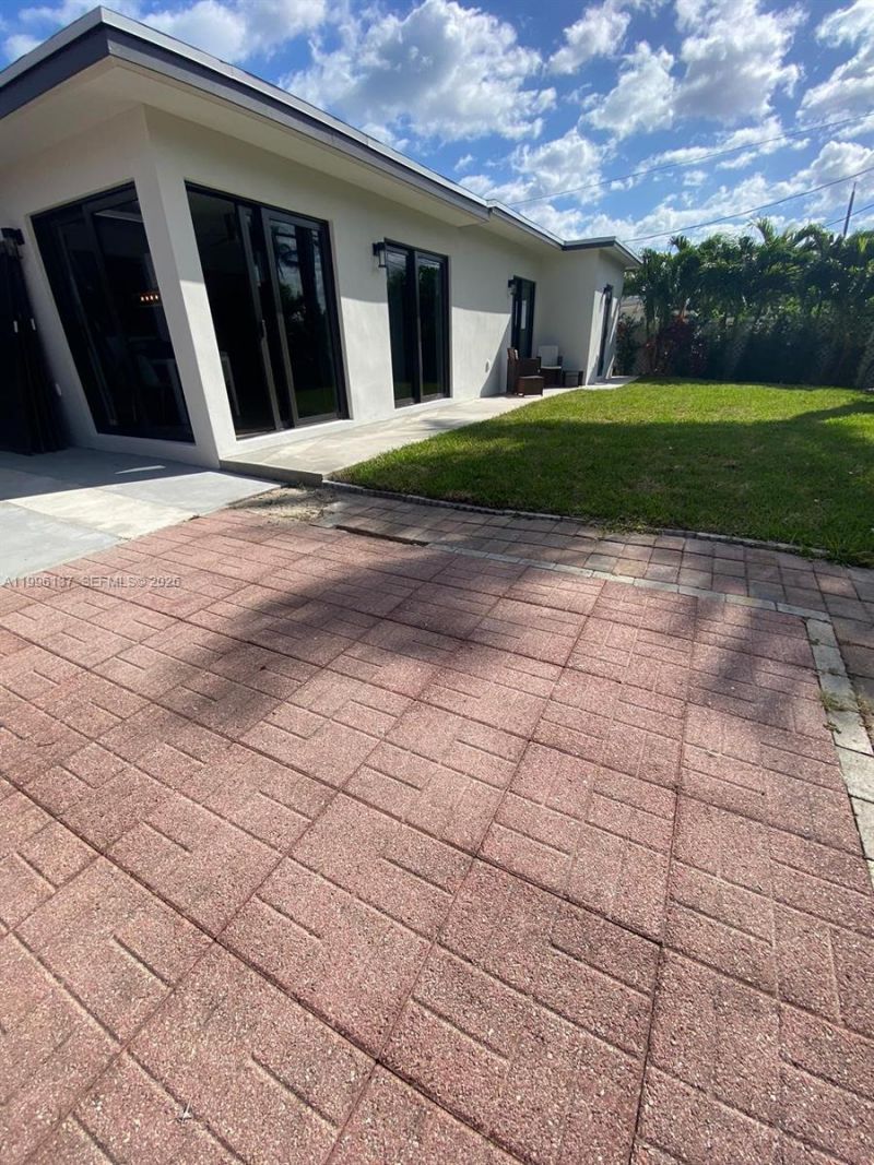 234 Avalon Ave , Lauderdale by the Sea, FL 33308 Photo