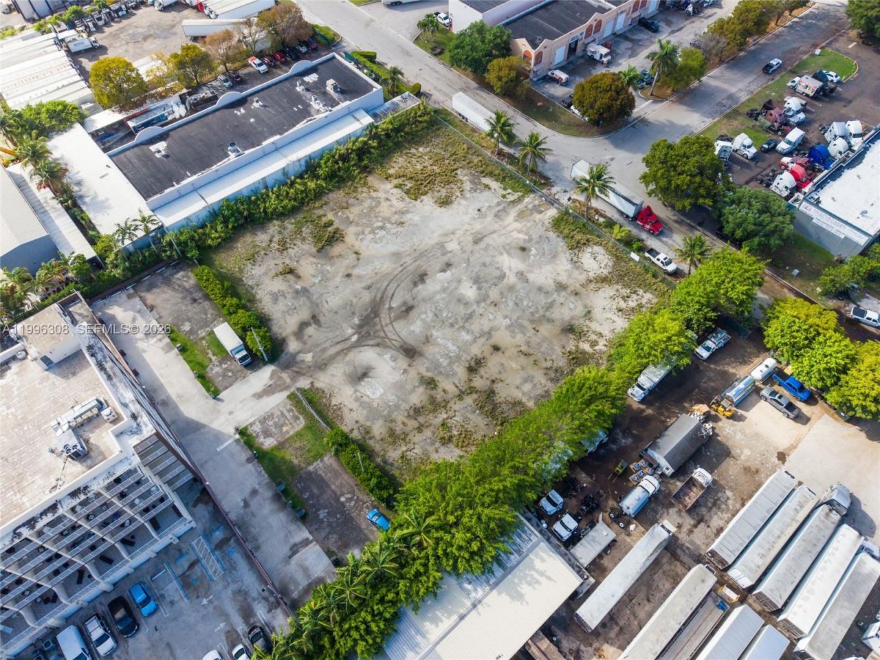 10633 NW 123rd St Rd , Medley, FL 33178 Photo