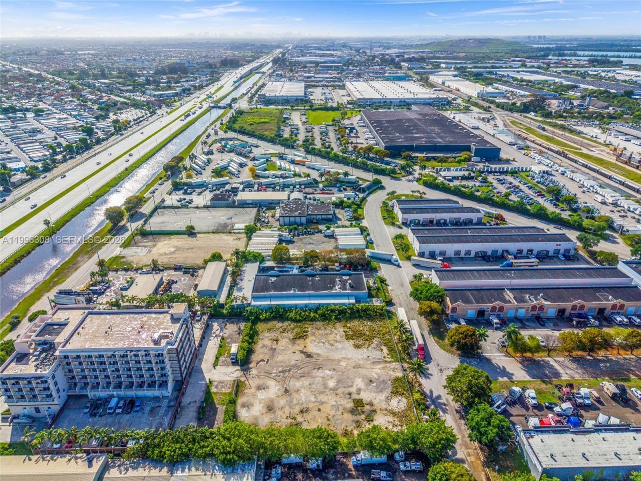 10633 NW 123rd St Rd , Medley, FL 33178 Photo