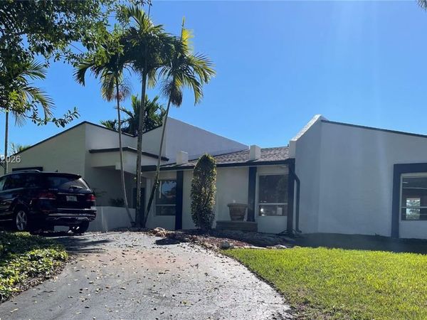 7940 SW 173rd Ter , Palmetto Bay, FL 33157