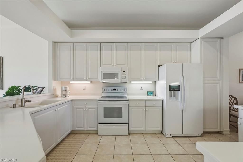 1875 Les Chateaux Blvd, Unit 303, Naples, FL 34109 Photo