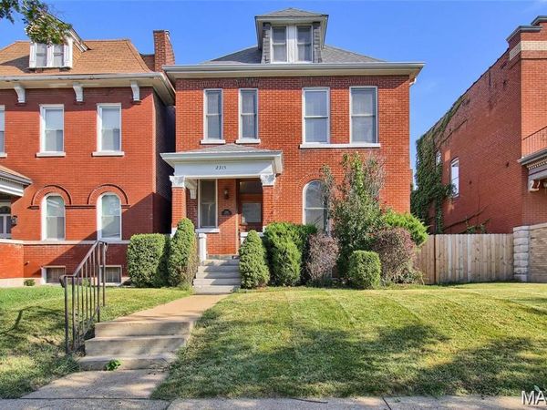 2315 Russell Boulevard , St Louis, MO 63104