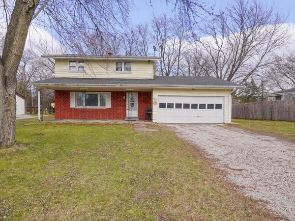3749 Debby LANE, Franksville, WI 53126