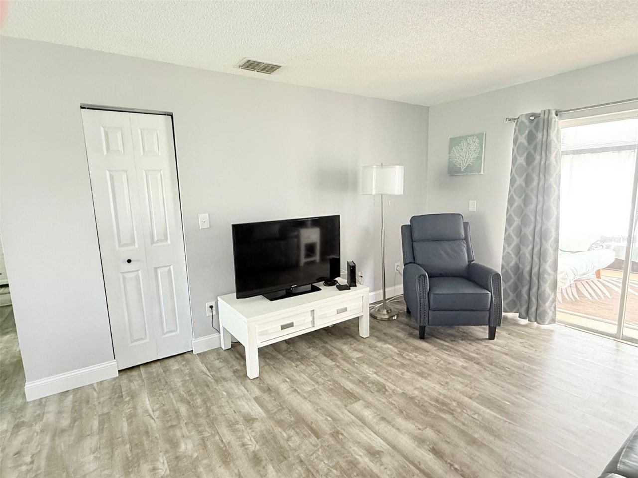3357 38th Street S, Unit C, Saint Petersburg, FL 33711 Photo