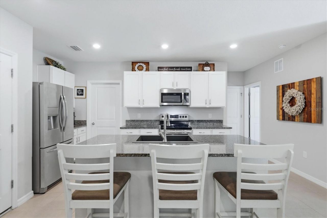 4801 Silver Topaz Street, Sarasota, FL 34233 Photo
