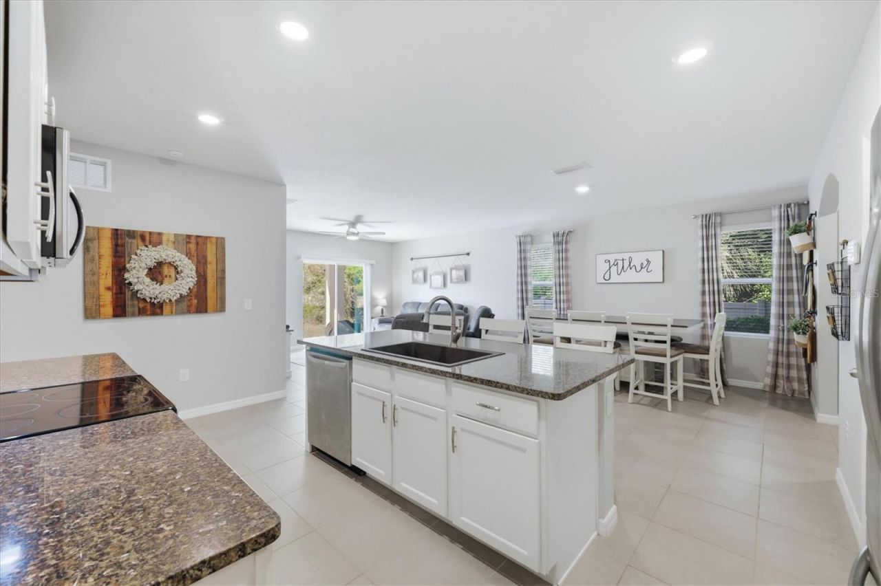 4801 Silver Topaz Street, Sarasota, FL 34233 Photo