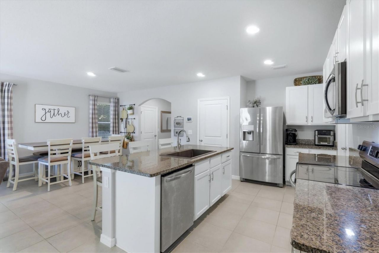 4801 Silver Topaz Street, Sarasota, FL 34233 Photo