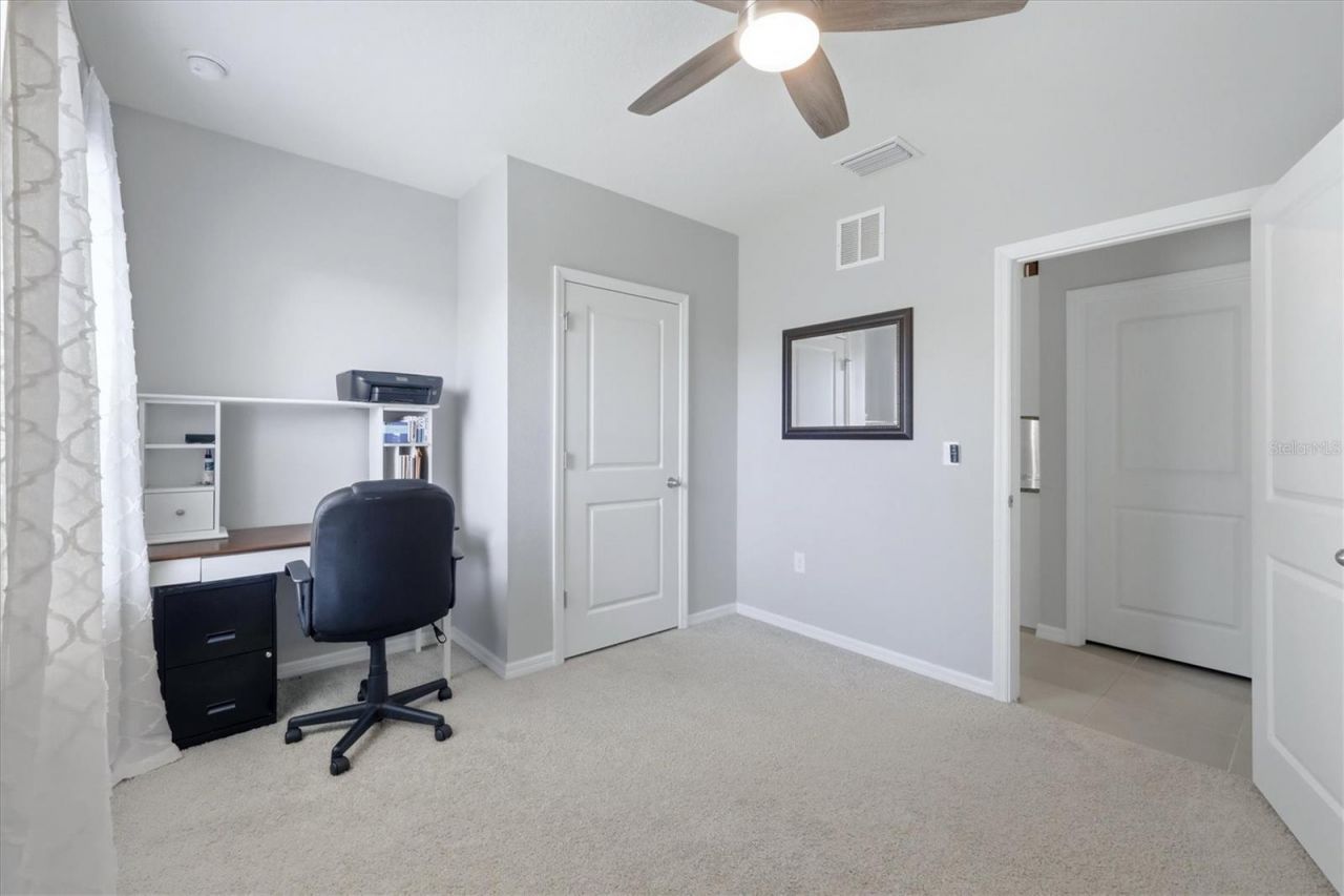 4801 Silver Topaz Street, Sarasota, FL 34233 Photo