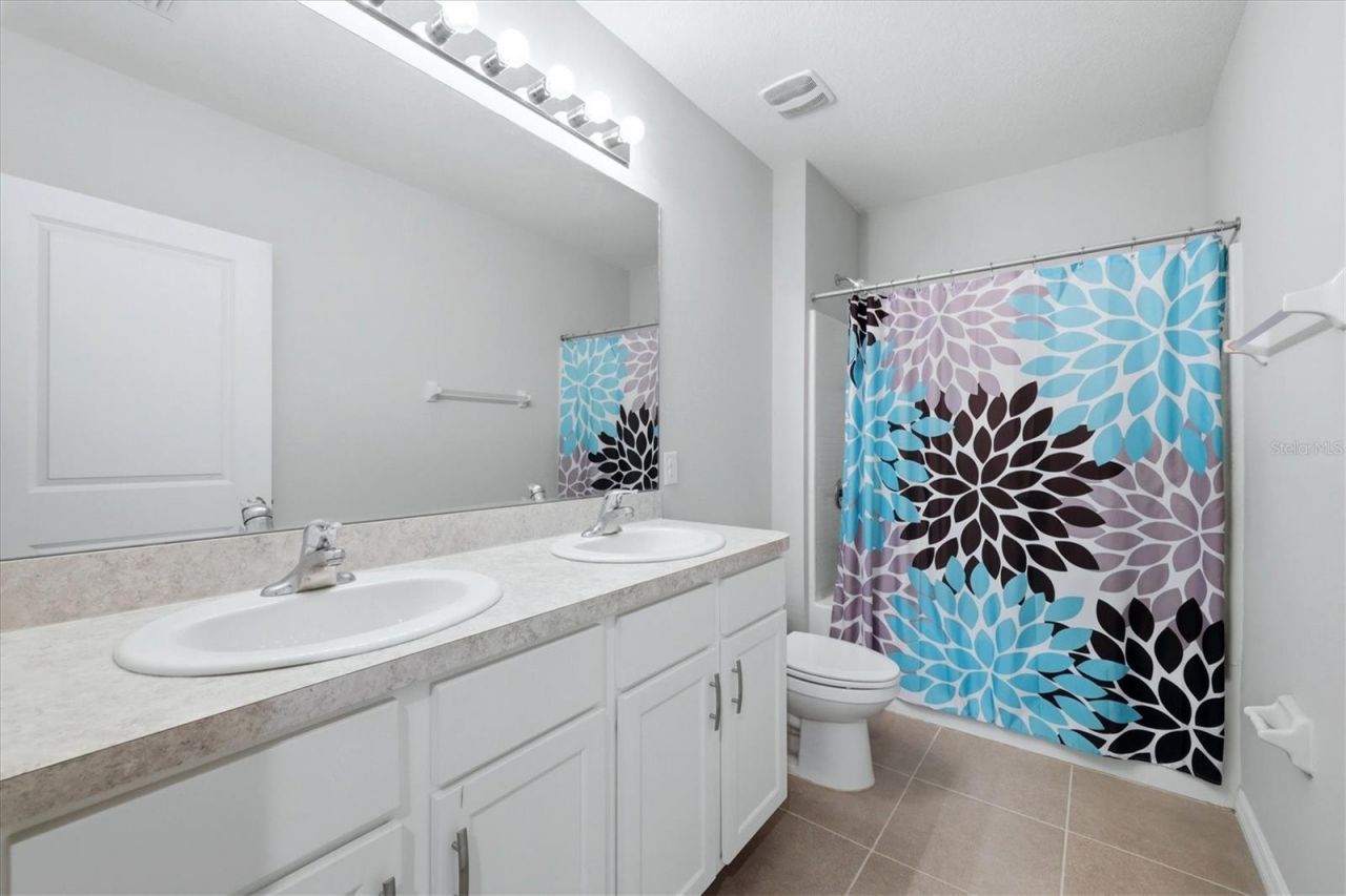 4801 Silver Topaz Street, Sarasota, FL 34233 Photo