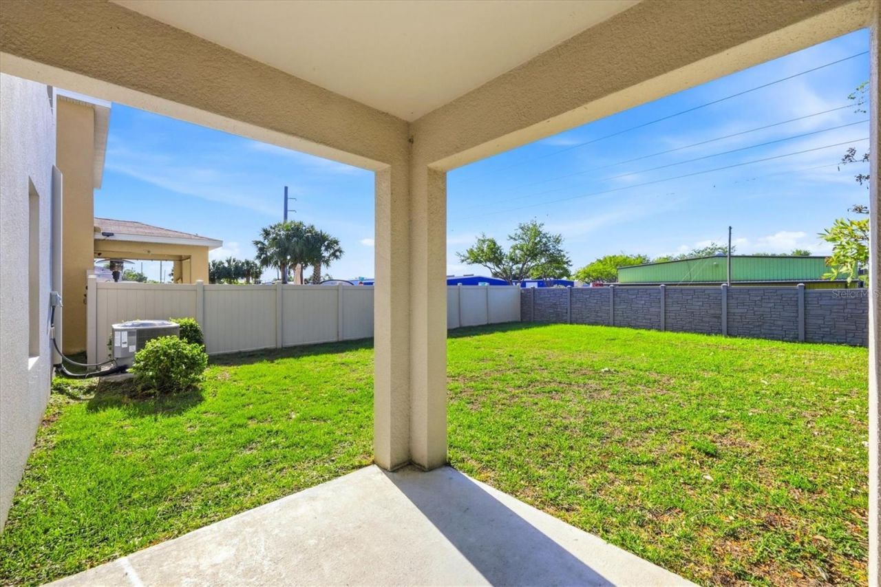 4801 Silver Topaz Street, Sarasota, FL 34233 Photo
