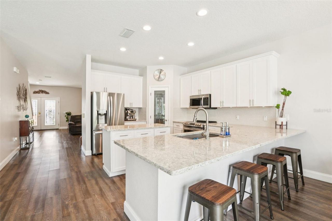 5504 Lake Leta Boulevard, Tampa, FL 33624 Photo