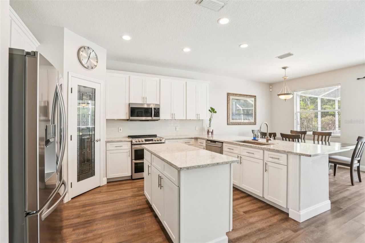 5504 Lake Leta Boulevard, Tampa, FL 33624 Photo