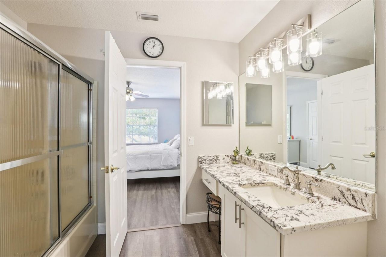 5504 Lake Leta Boulevard, Tampa, FL 33624 Photo