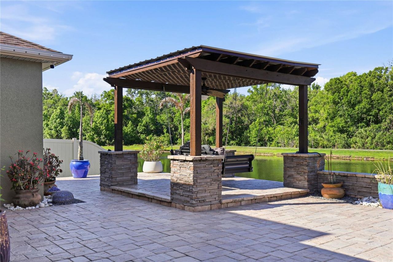 1737 Virginia Willow Drive , Wesley Chapel, FL 33544 Photo