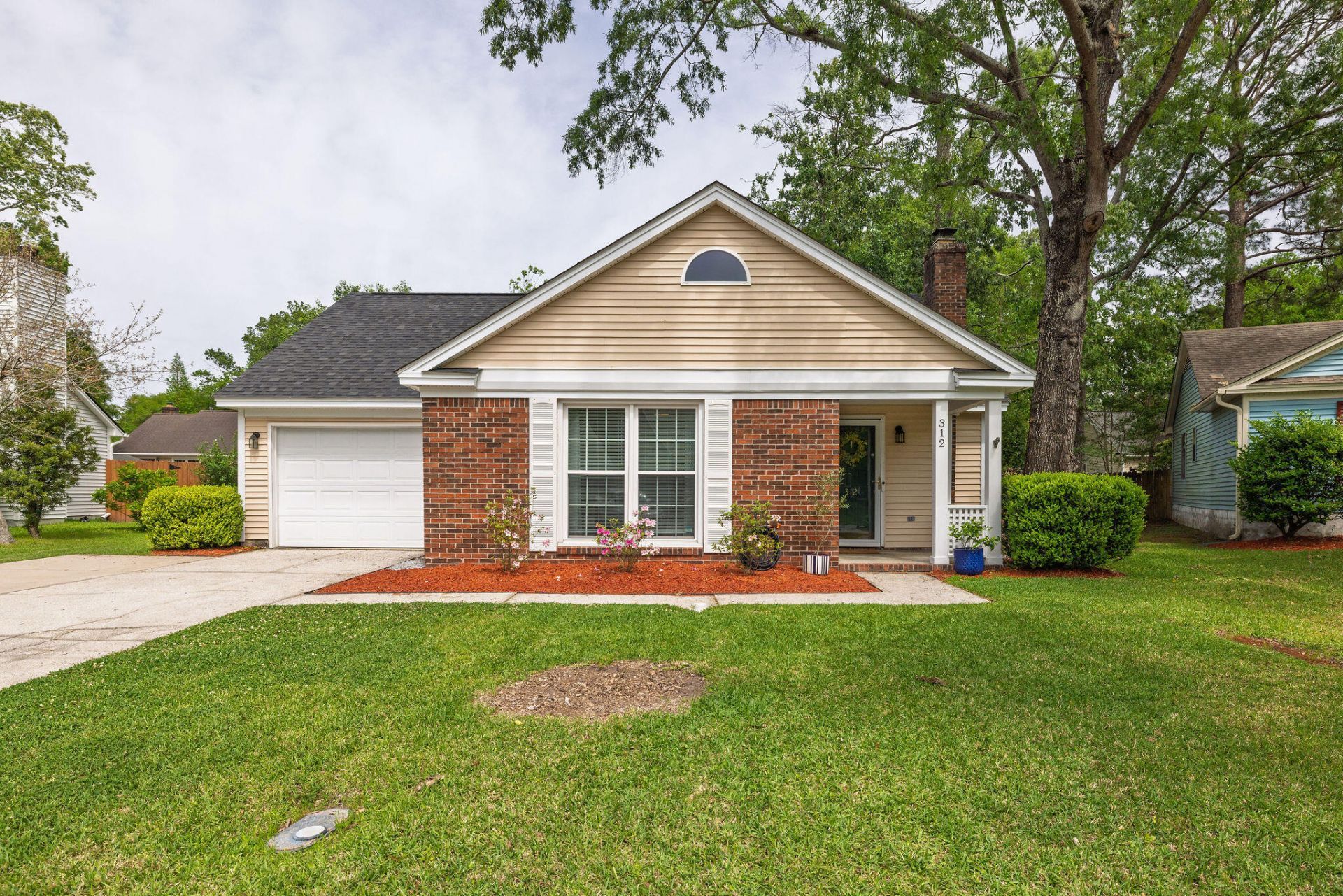 312 Commons Way Photo 28
