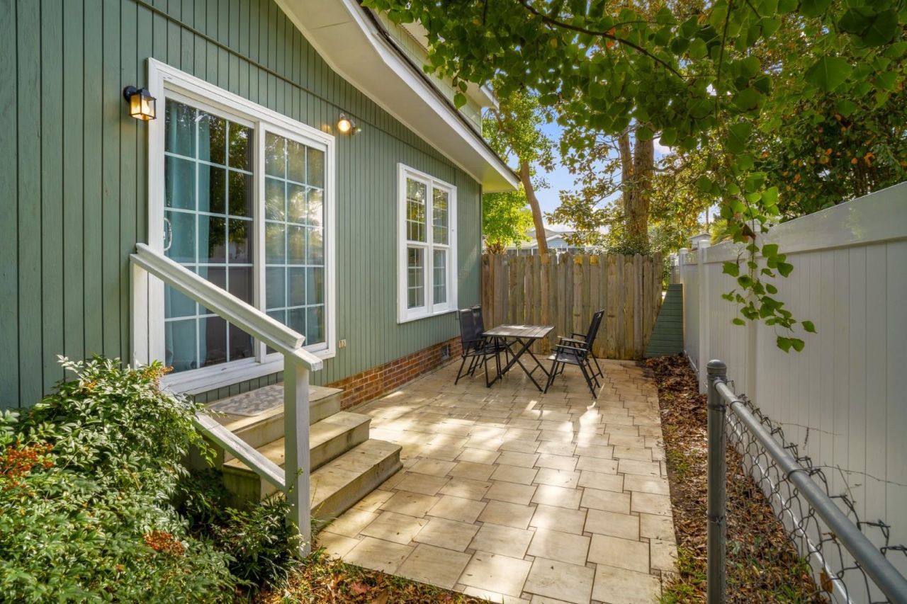 328 16th Ave. S  Photo 14