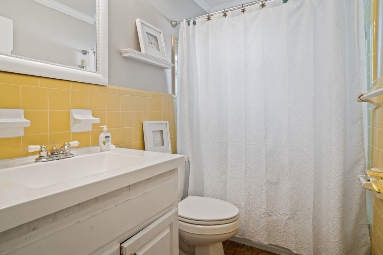 328 16th Ave. S  Photo 18