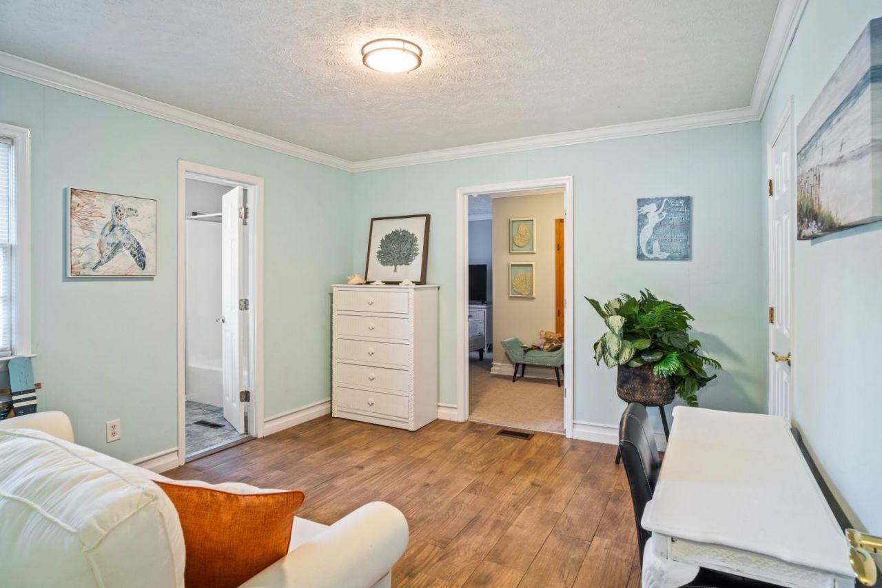 328 16th Ave. S  Photo 19