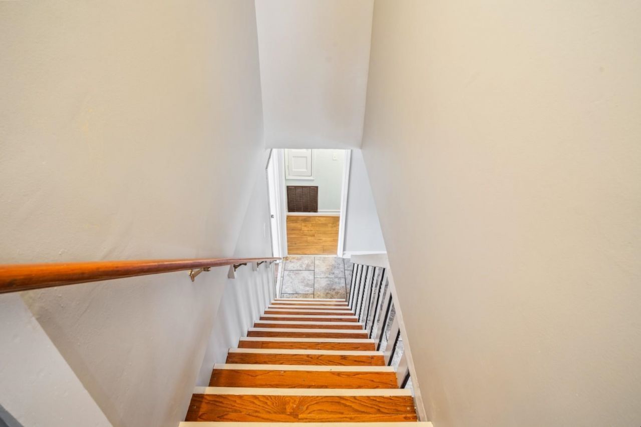 328 16th Ave. S  Photo 32