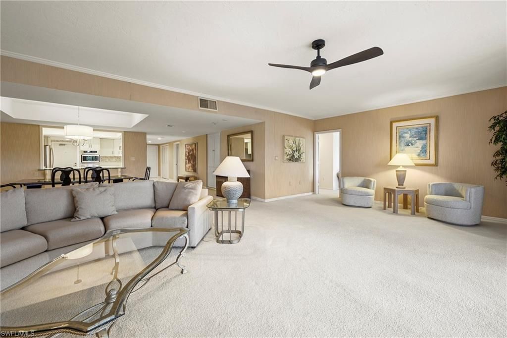 6075 Pelican Bay Blvd, Unit 201, Naples, FL 34108 Photo