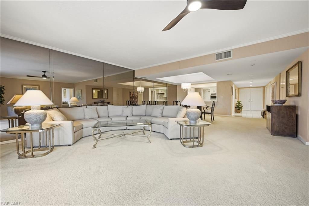 6075 Pelican Bay Blvd, Unit 201, Naples, FL 34108 Photo